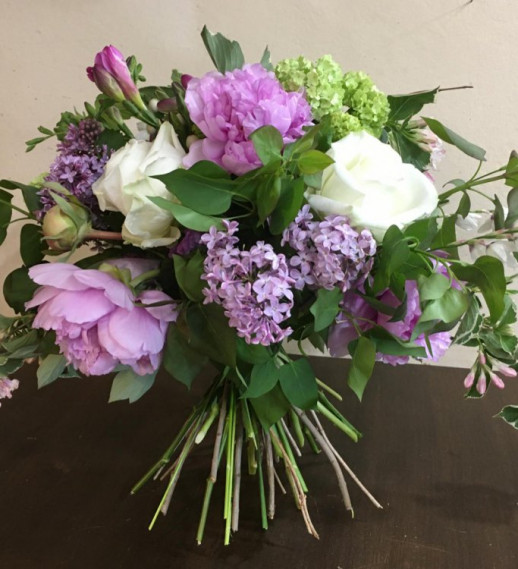 Bouquet peonie e rose rosa